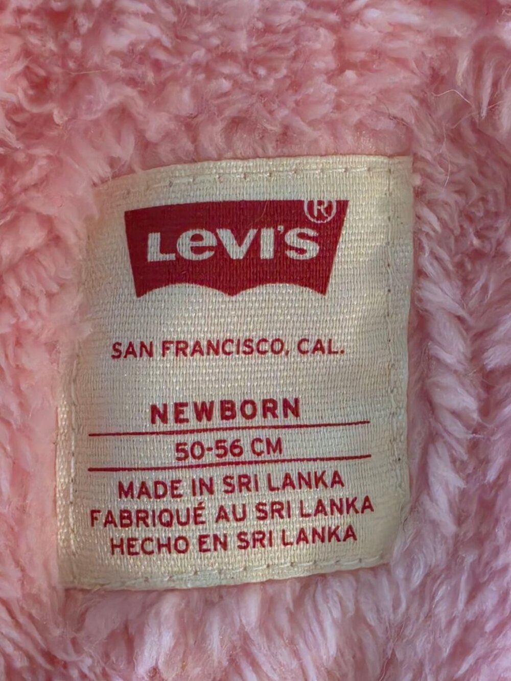 Levi's Baby Girls Pink Sherpa Fleece Vest Newborn NB Snap Front Bow Layering - Picture 6 of 9